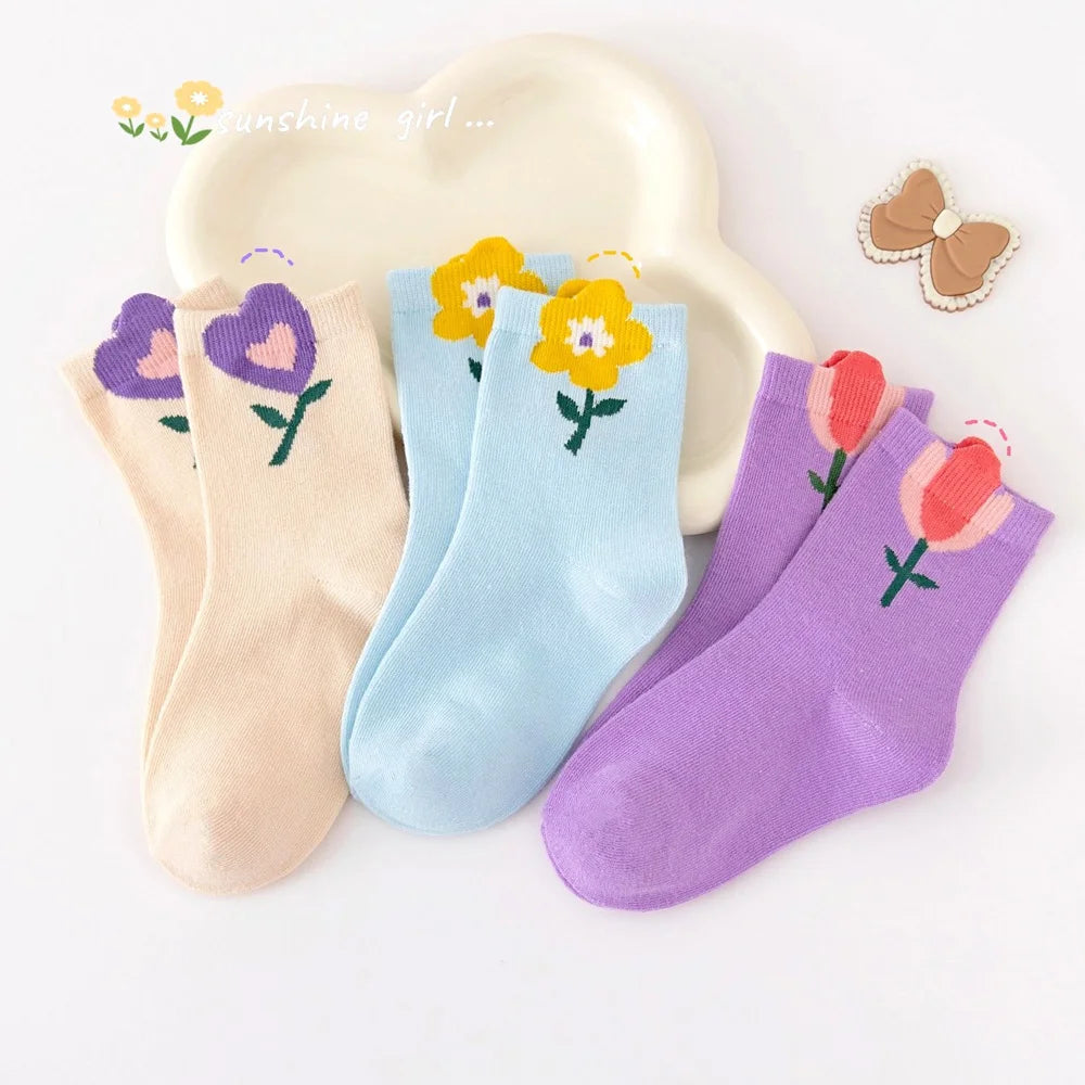 🧦🌸 Set 5 Paia di Calzini Bambina – Fiori, Colori e Tanta Comodità! 🌈✨