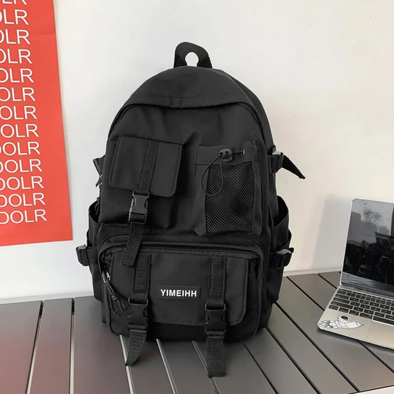 Zaino in Tela Unisex - Stile e Funzionalità 🎒✨