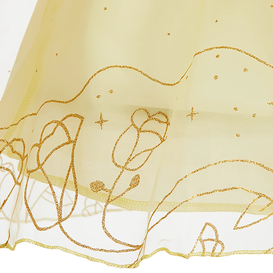 Abito da principessa ispirato ai personaggi di Rapunzel, Cenerentola e Belle