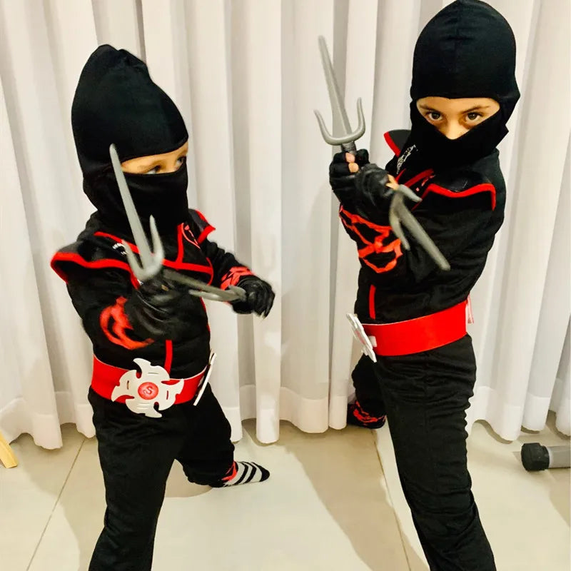 Costume da Ninja Deluxe per Bambini con Accessori Arma - Outfit Kung Fu per Bambini, Idee per Halloween e Regali con Giocattolo