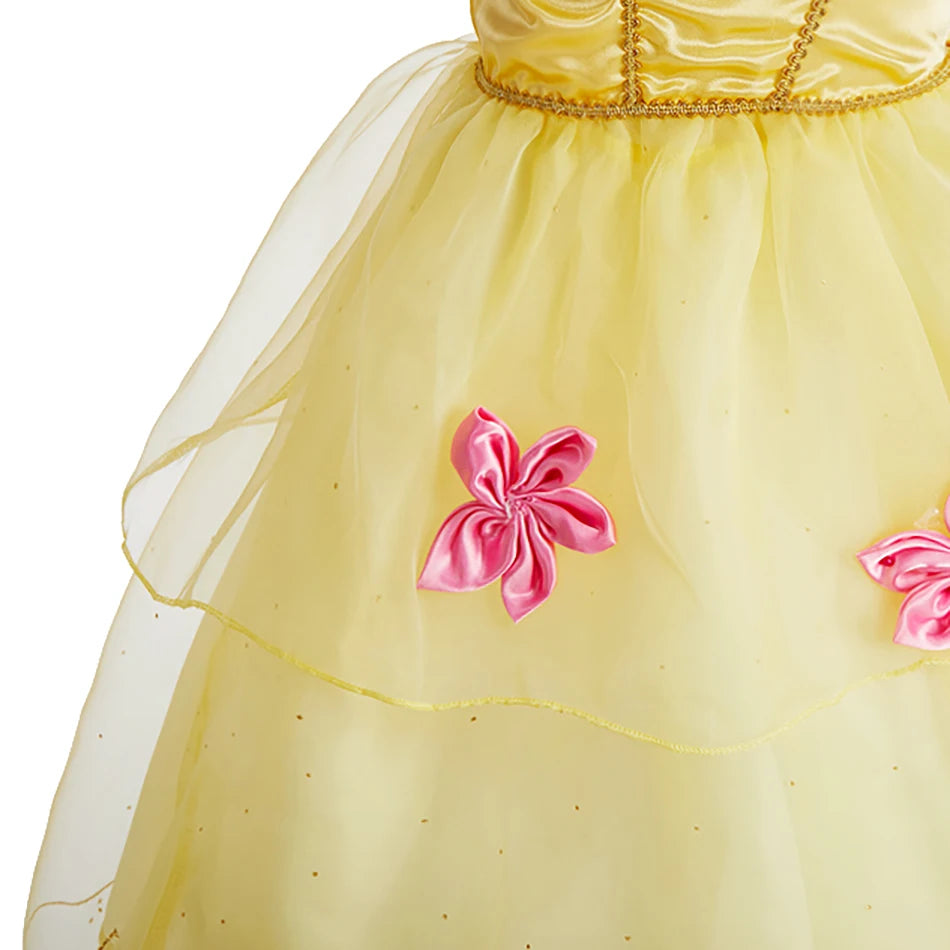 Abito da principessa ispirato ai personaggi di Rapunzel, Cenerentola e Belle