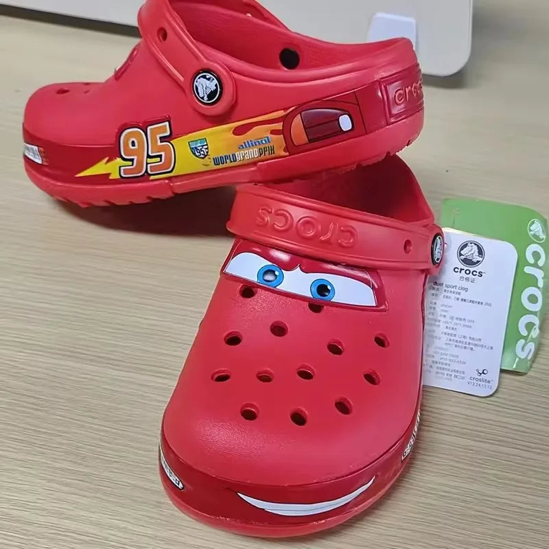 🚗 Ciabattine Sandali Impermeabili Cars – Con Luci LED di Saetta McQueen! ⚡👟
