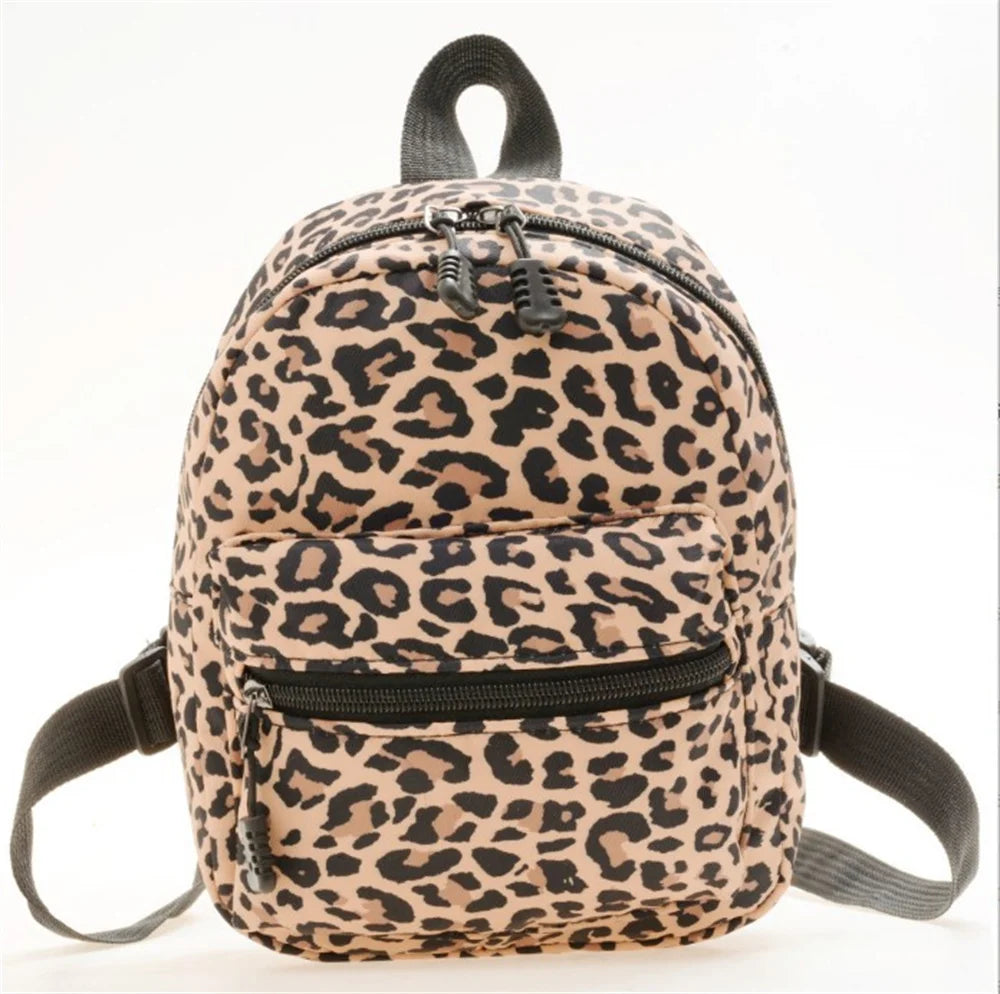 🎒🌸 Zaino Mini Fashion – Stile e Comodità in Movimento! 🌸🎒