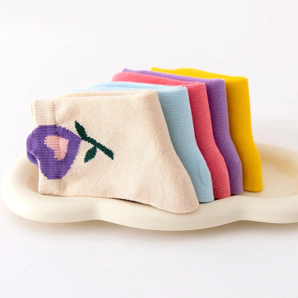 🧦🌸 Set 5 Paia di Calzini Bambina – Fiori, Colori e Tanta Comodità! 🌈✨